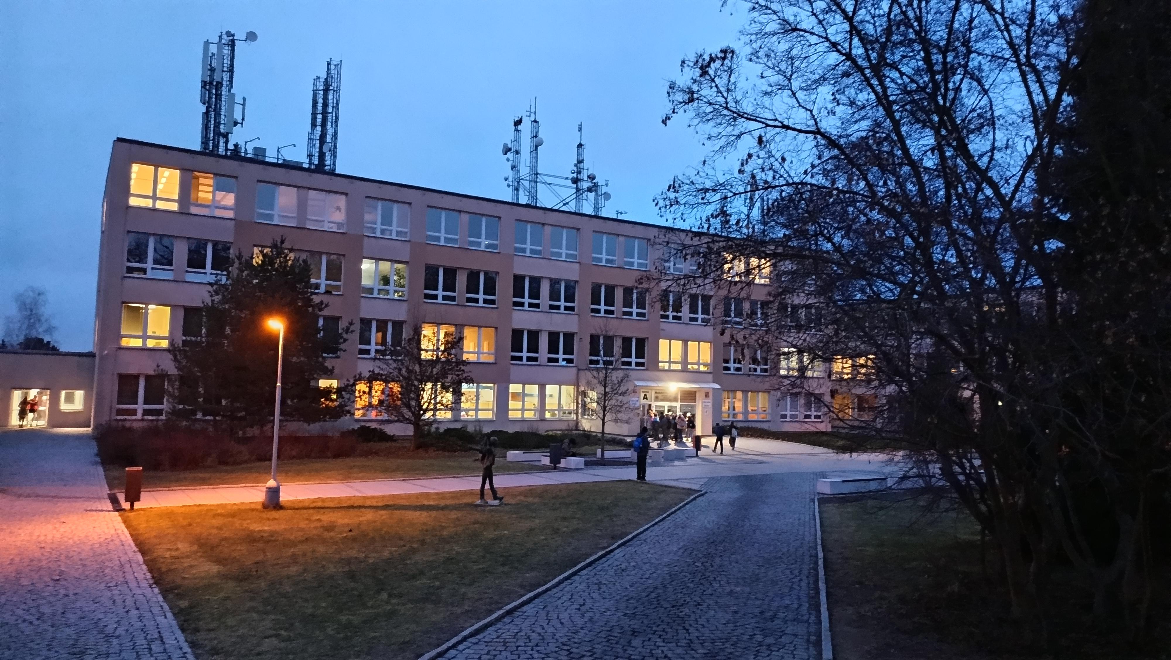 Masarykova základní škola, Praha 9 - Újezd nad Lesy, Polesná 1690 foto 4