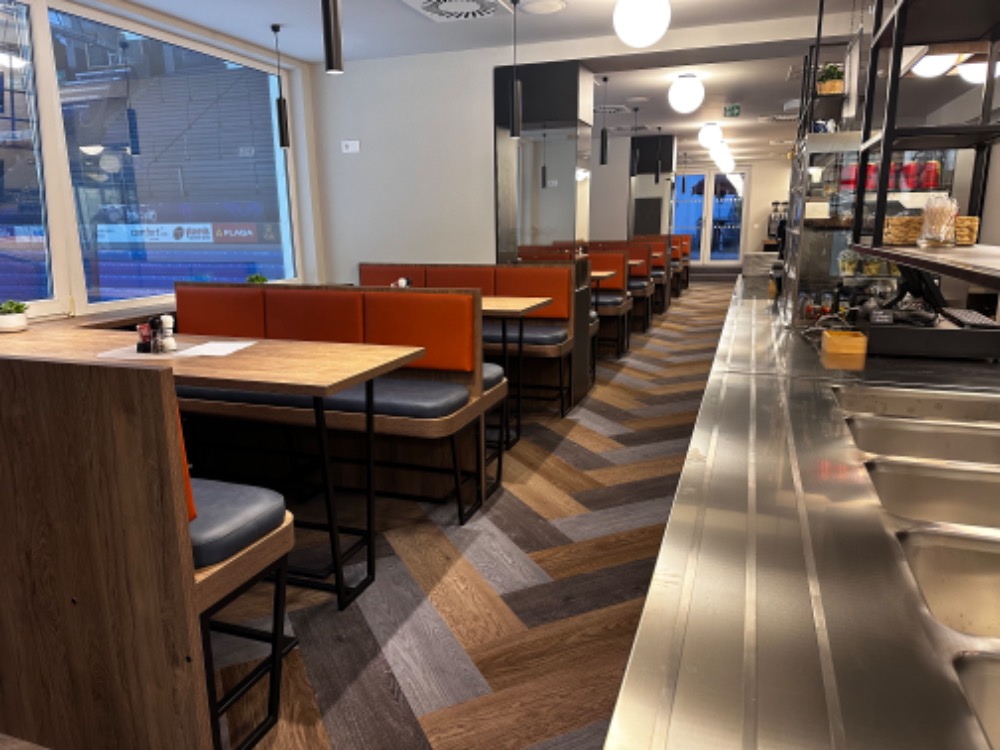 LUKAS & FRIENDS foto 2