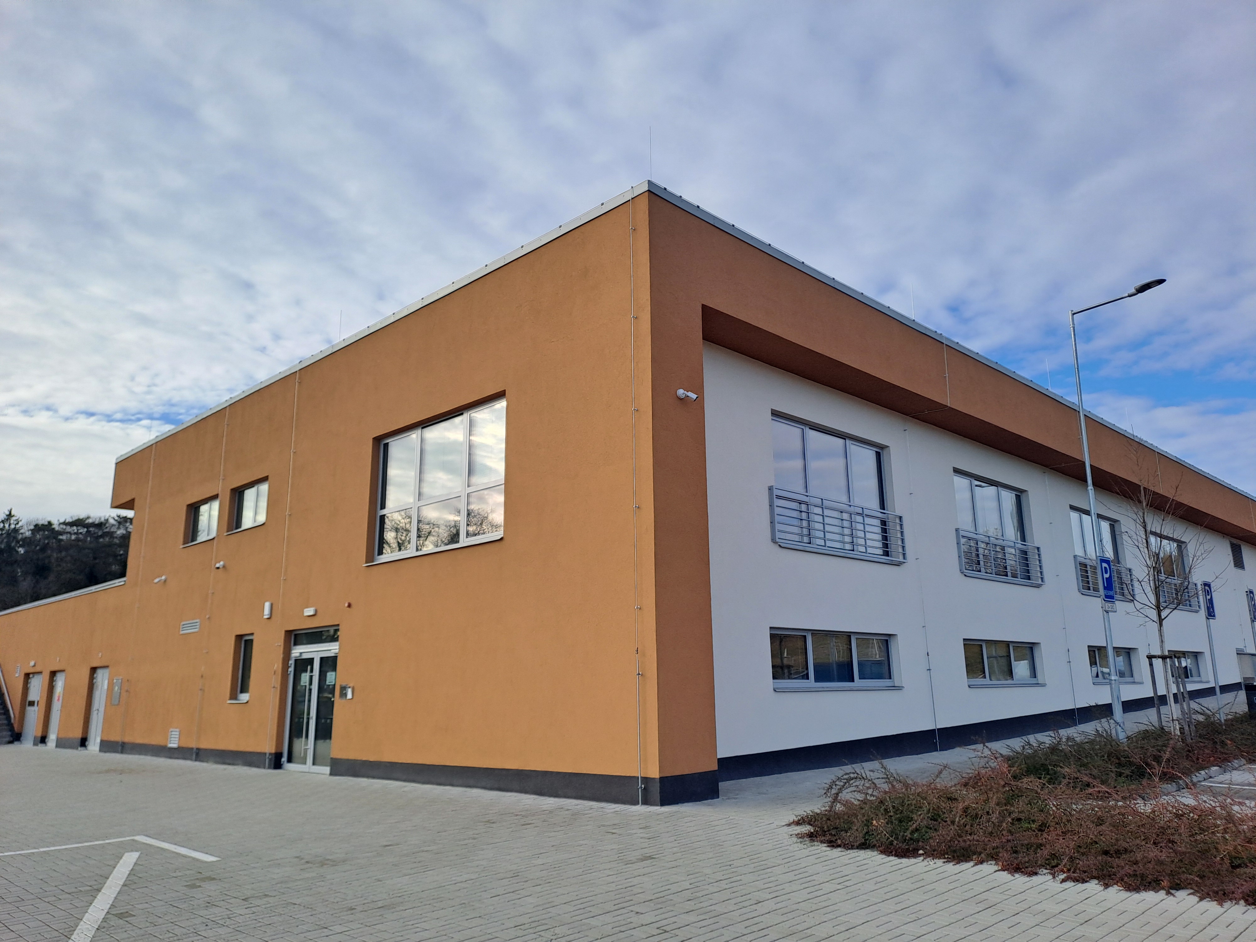 Sportovní hala V Aleji