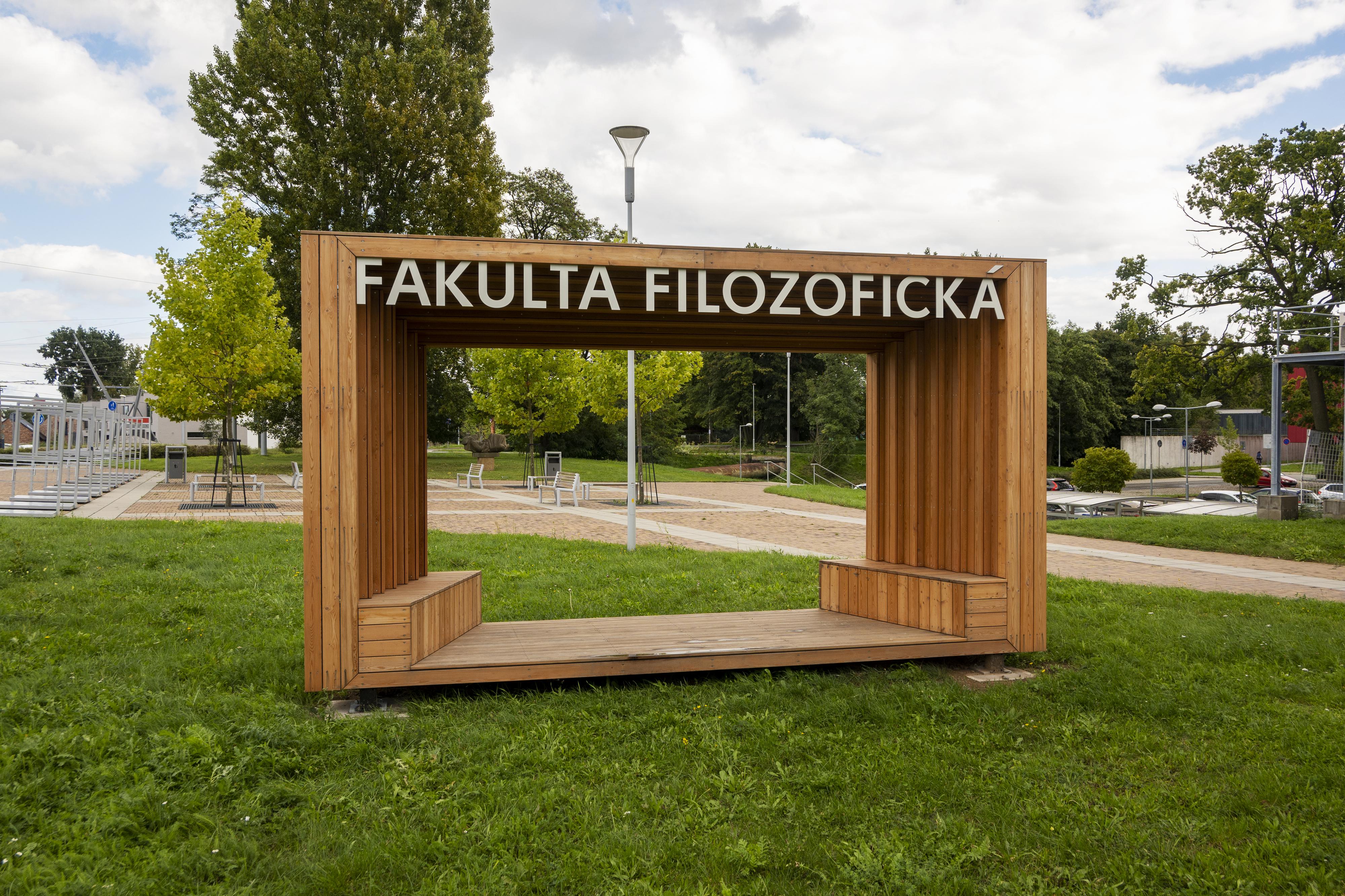 Univerzita Pardubice - Fakulta filozofická foto 4