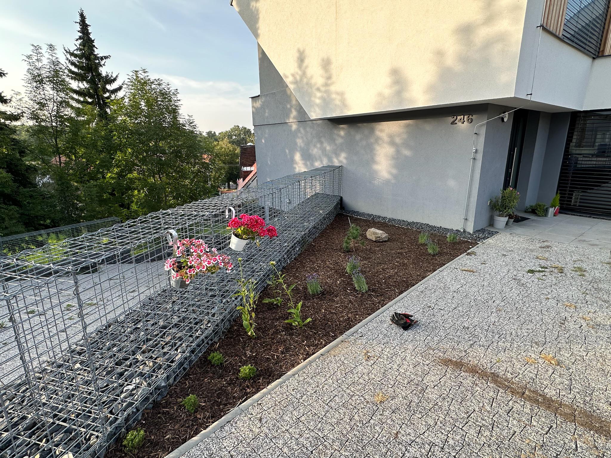 Zahrady a údržby - Matěj Čelikovský foto 5
