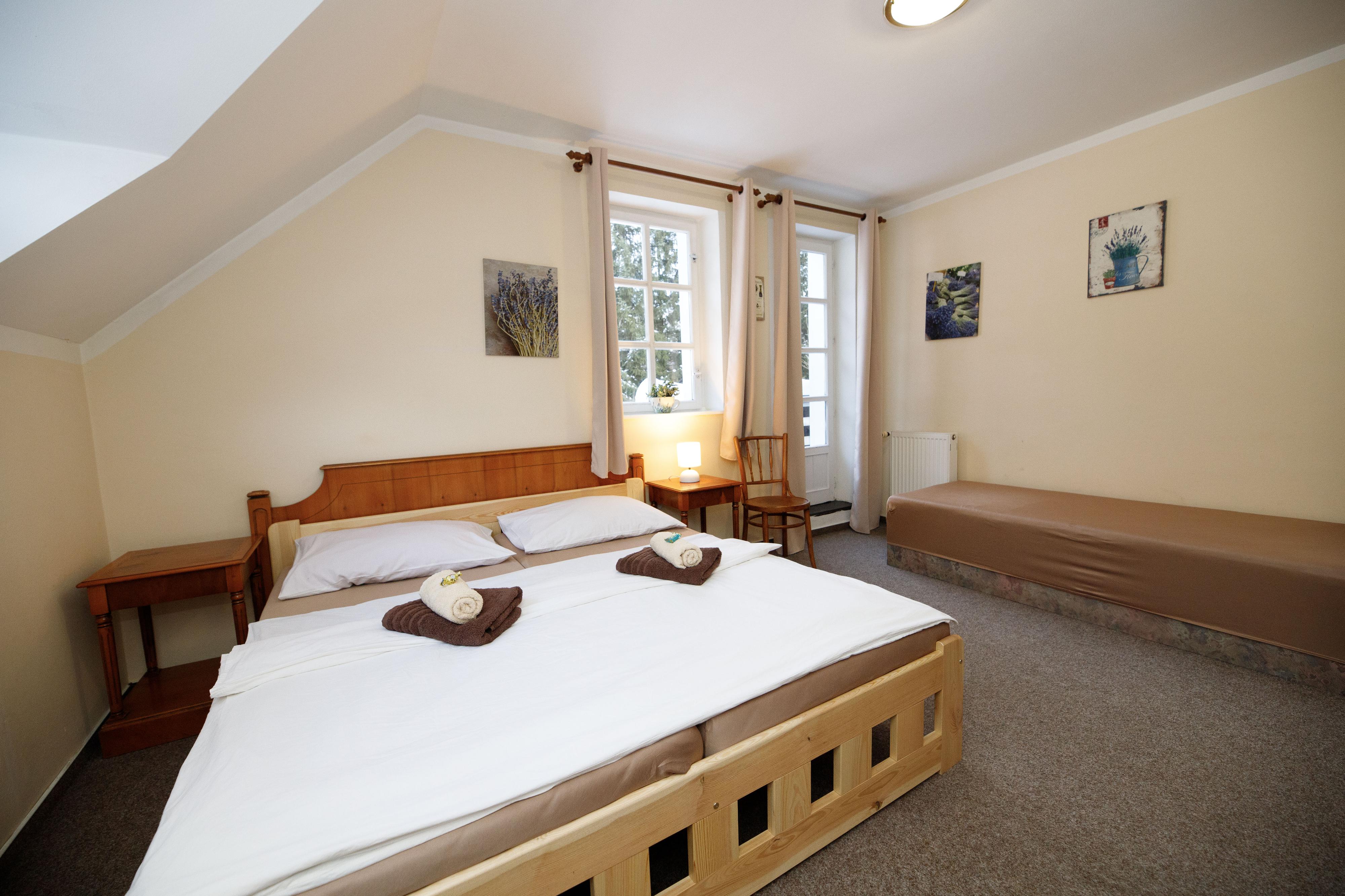 HOTÝLEK NA MÝTĚ A RESTAURACE foto 4