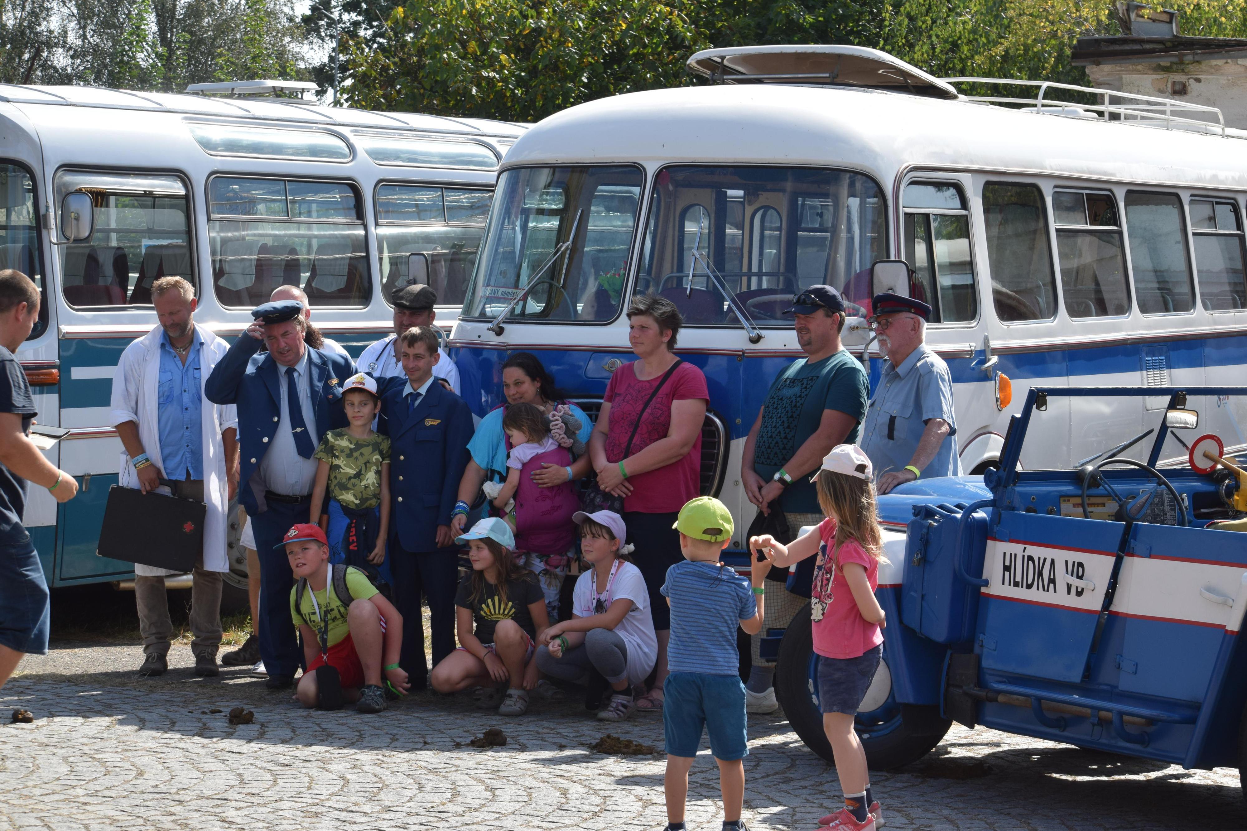 RETROMĚSTEČKO (nejen) ČSLA, setkání HASIČŮ a bezpečnostních složek foto 5