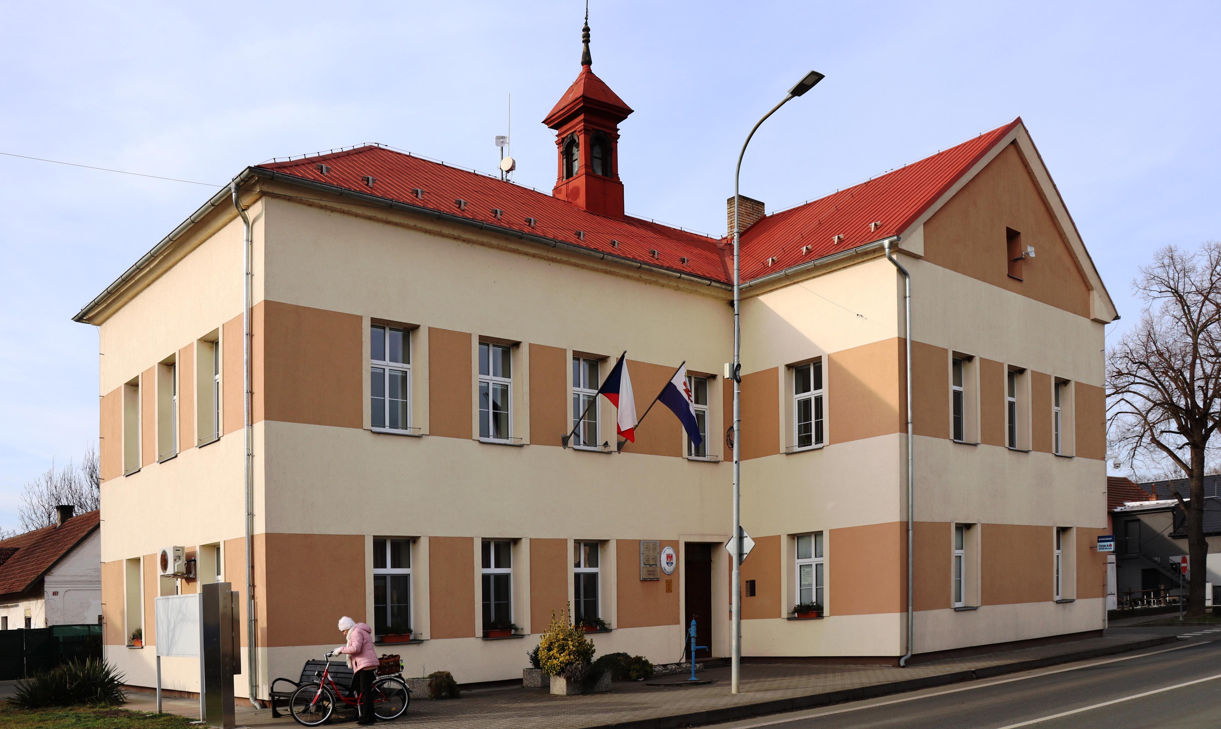 Obecní úřad Velký Osek foto 4