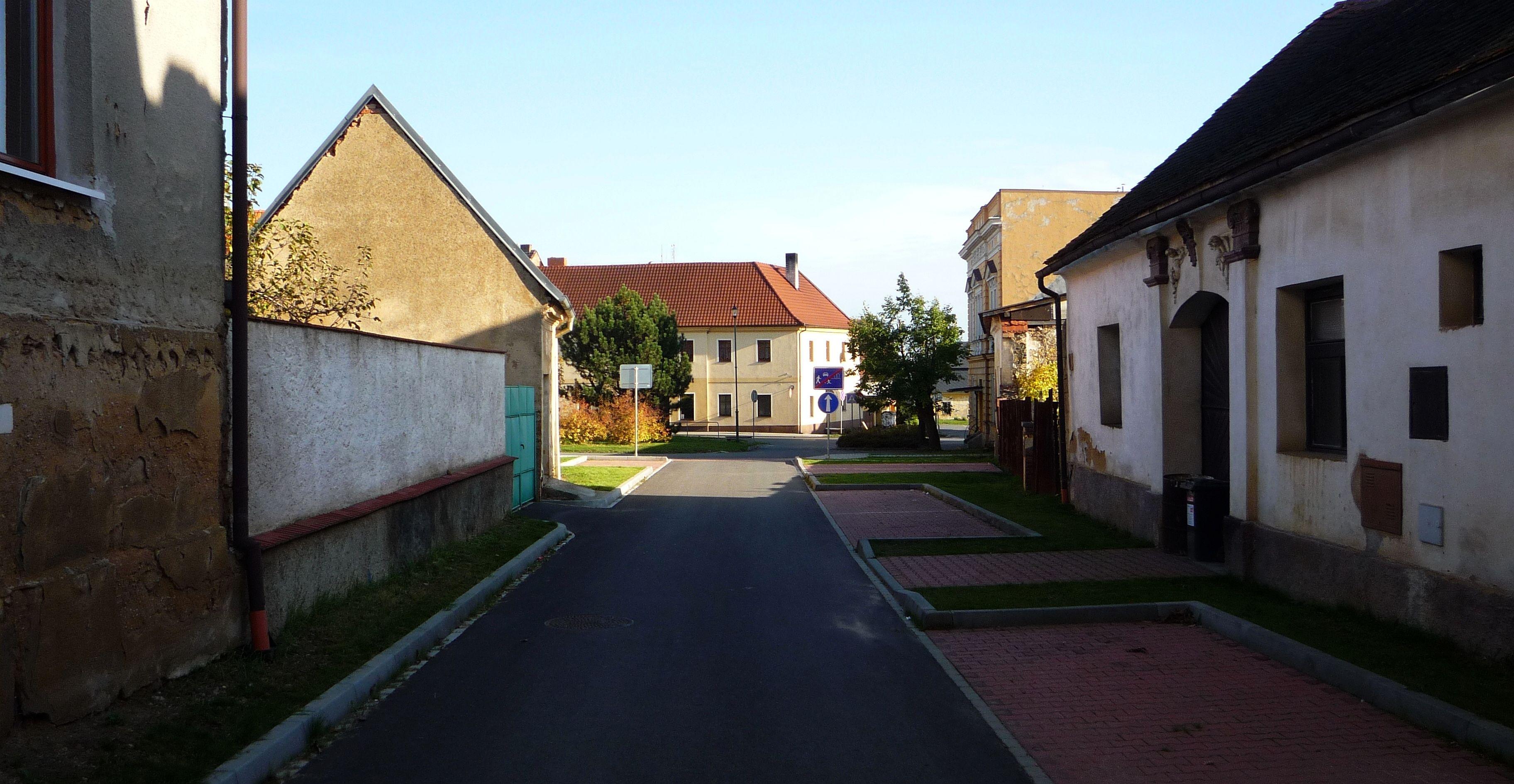 Město Touškov - městský úřad foto 4