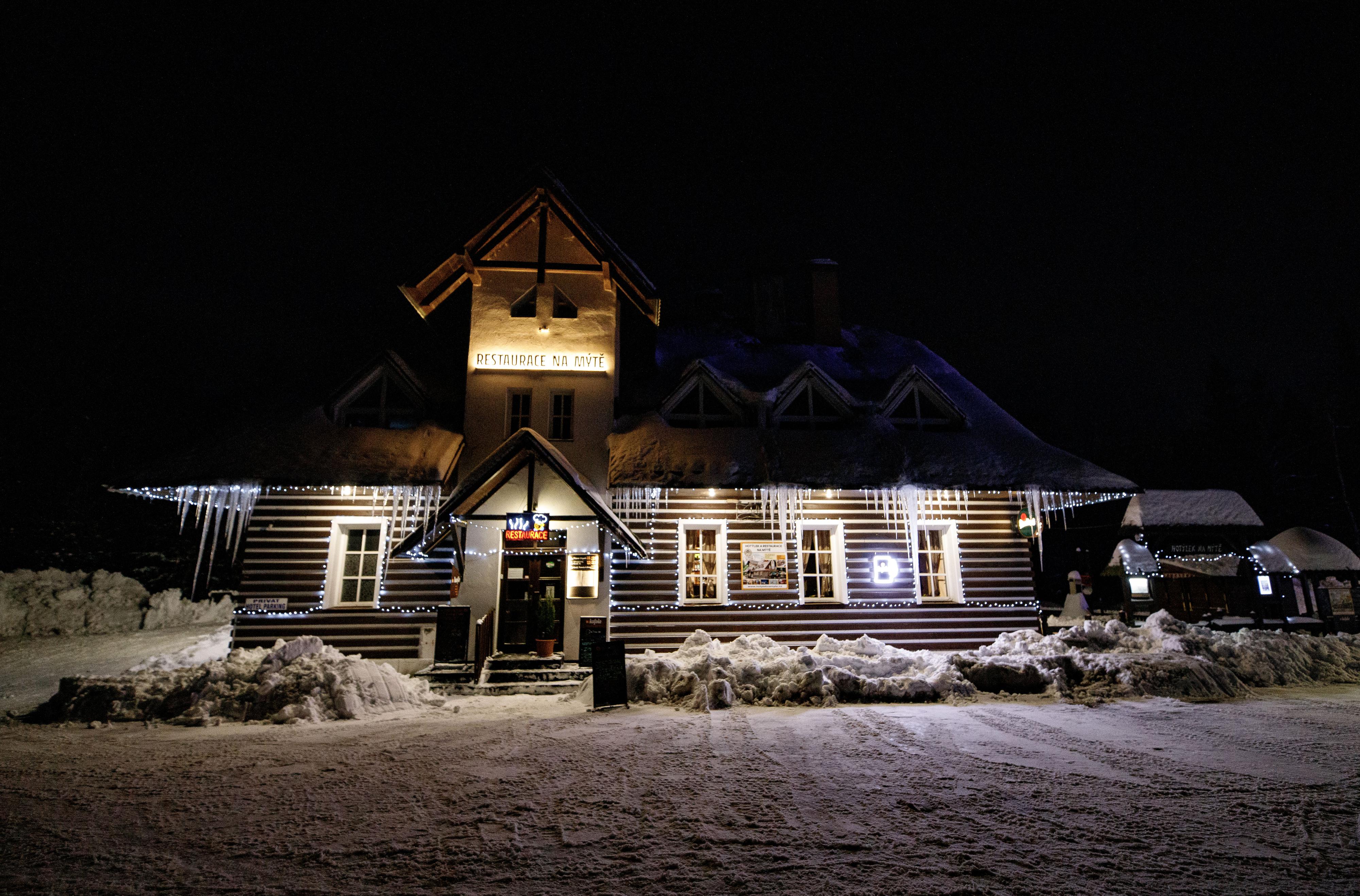 HOTÝLEK NA MÝTĚ A RESTAURACE foto 6