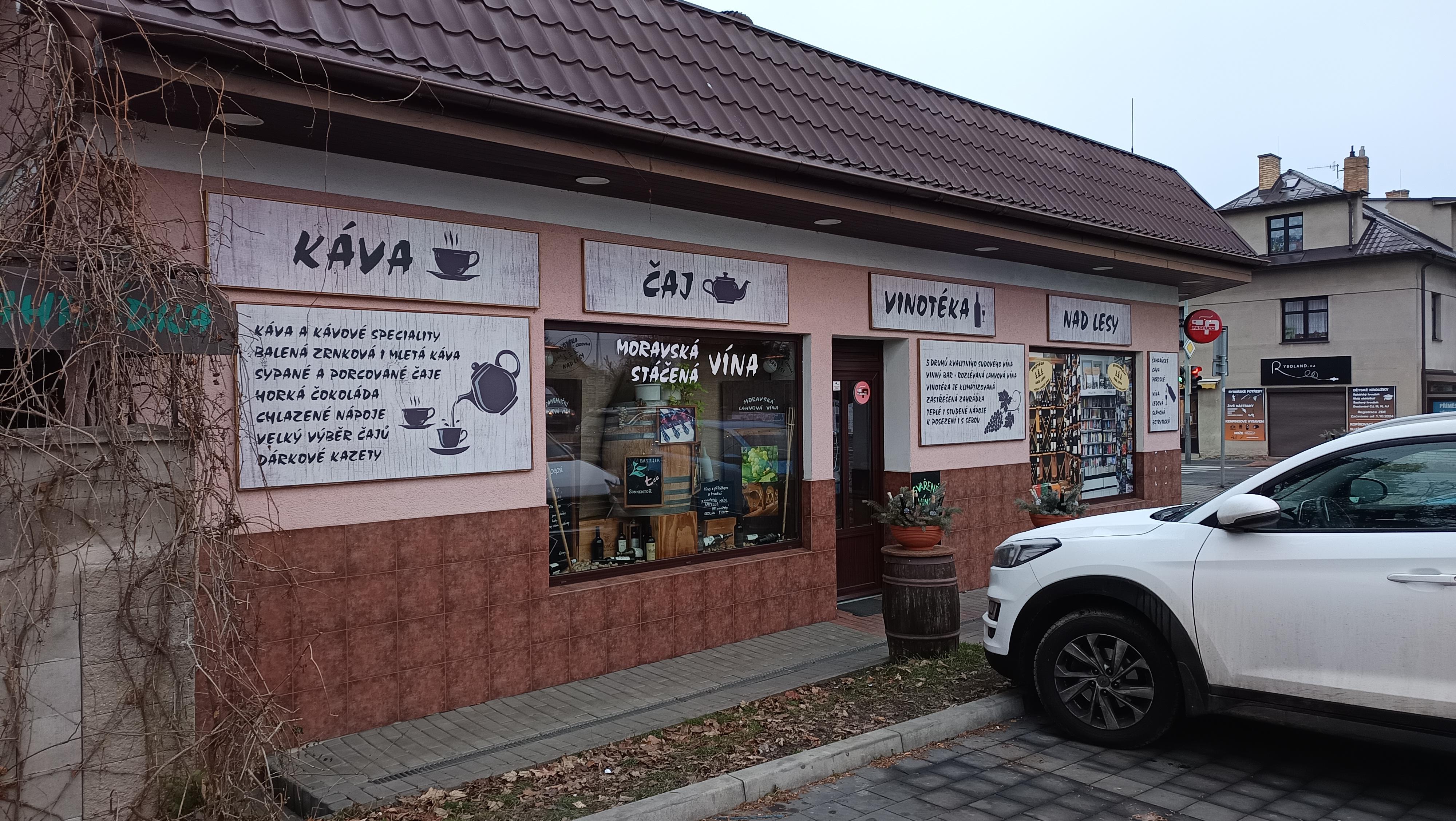 Vinotéka nad Lesy foto 2