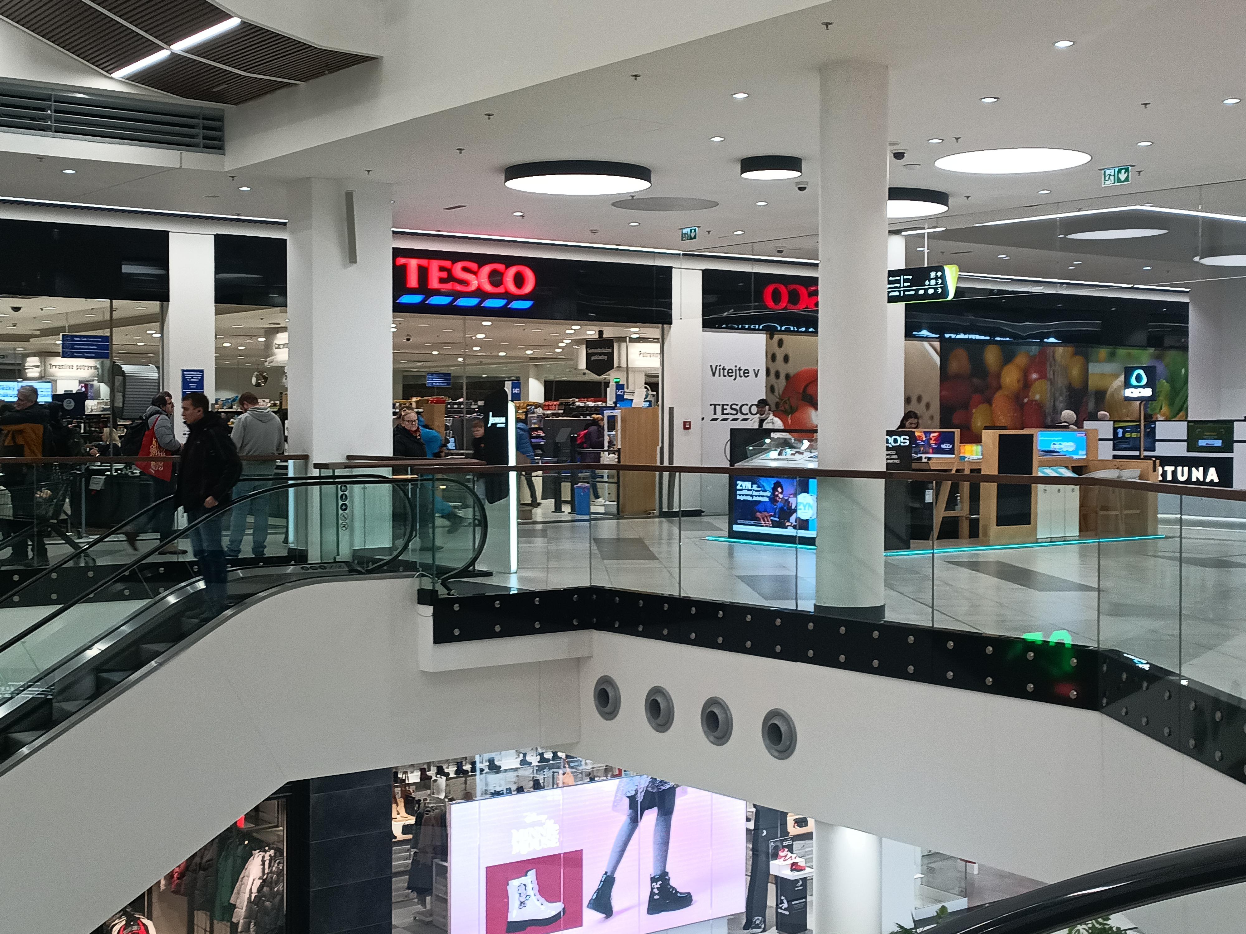 Tesco foto 4