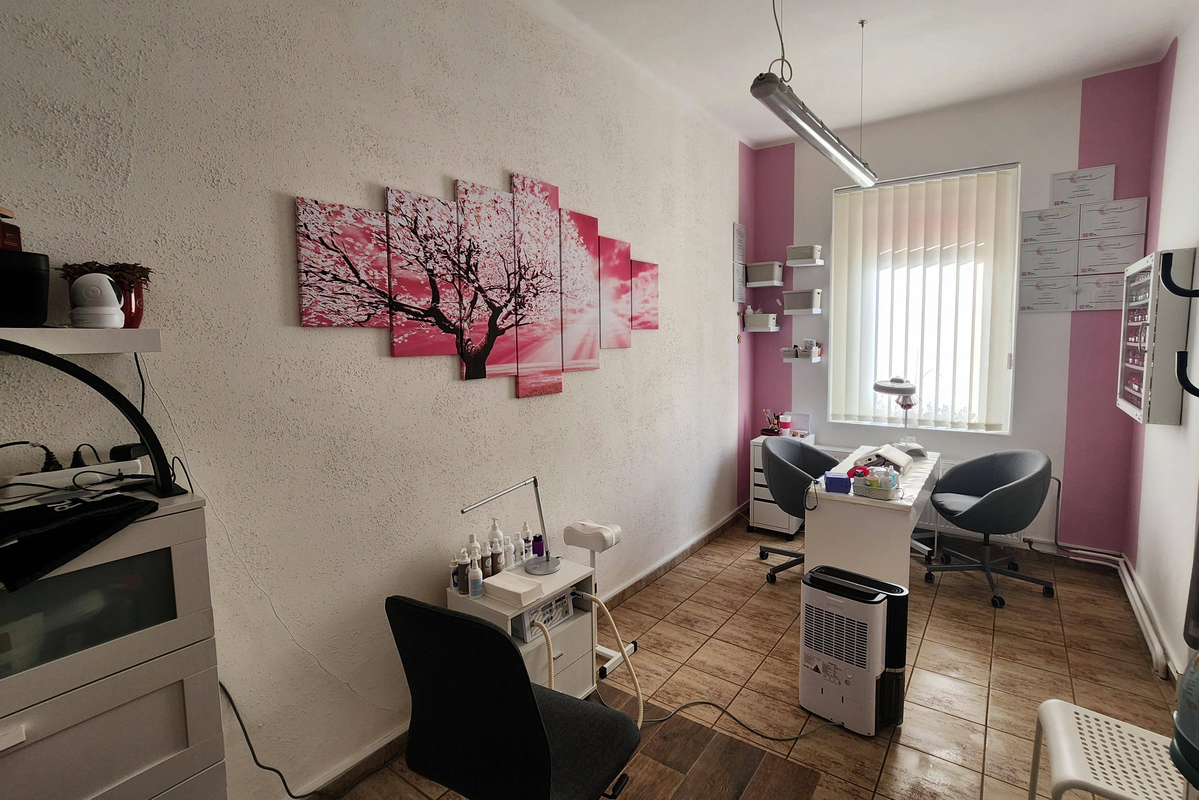 Nehtové studio Andy