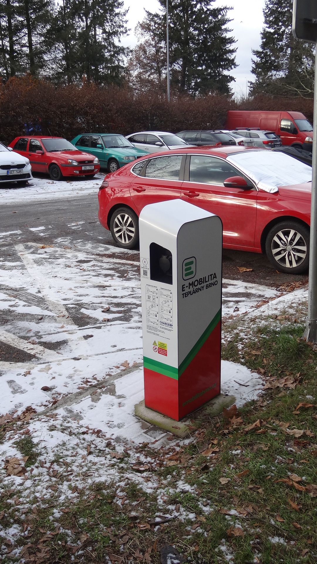 Teplárny Brno, a.s. - dobíjecí stanice pro elektromobily foto 3