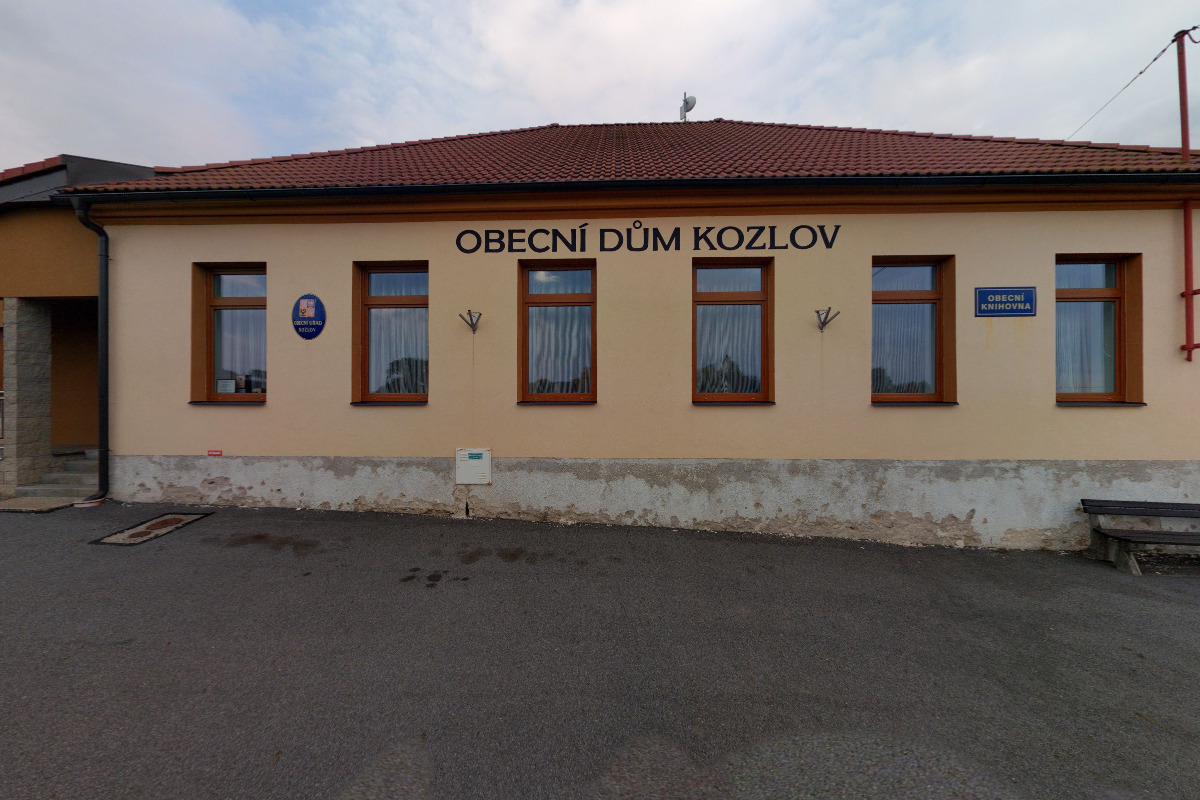 Kozlov - obecní úřad foto 3