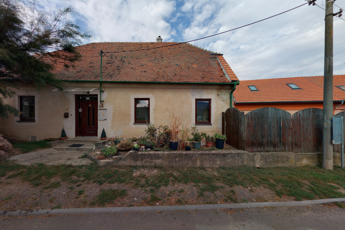 Římskokatolická farnost Strachotín foto 1