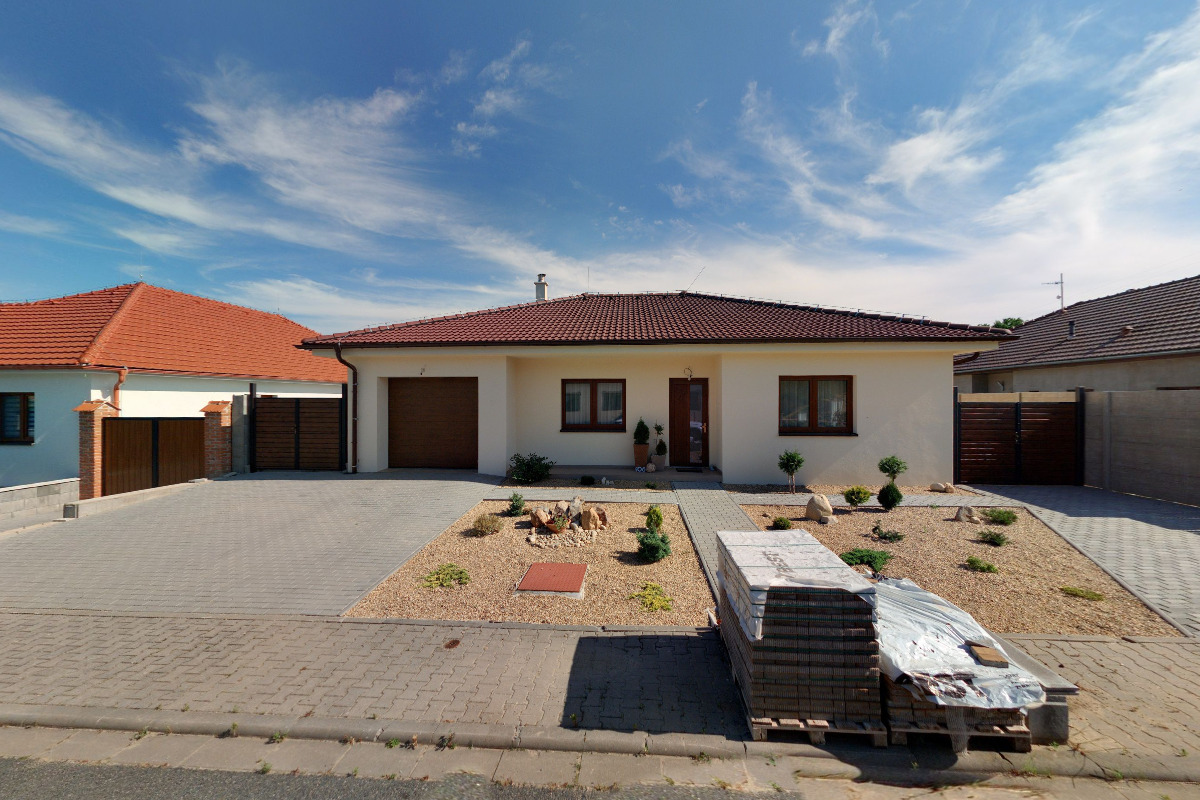 Radka Zajícová - kadeřnictví foto 1