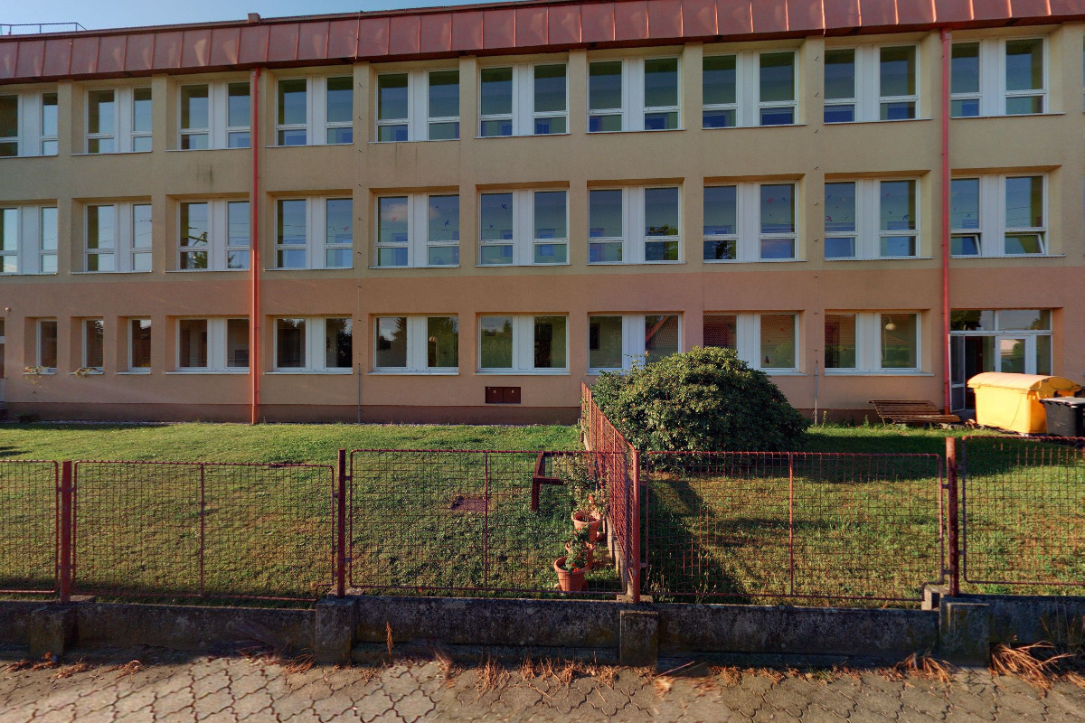 Mateřská škola Horní Jelení foto 2