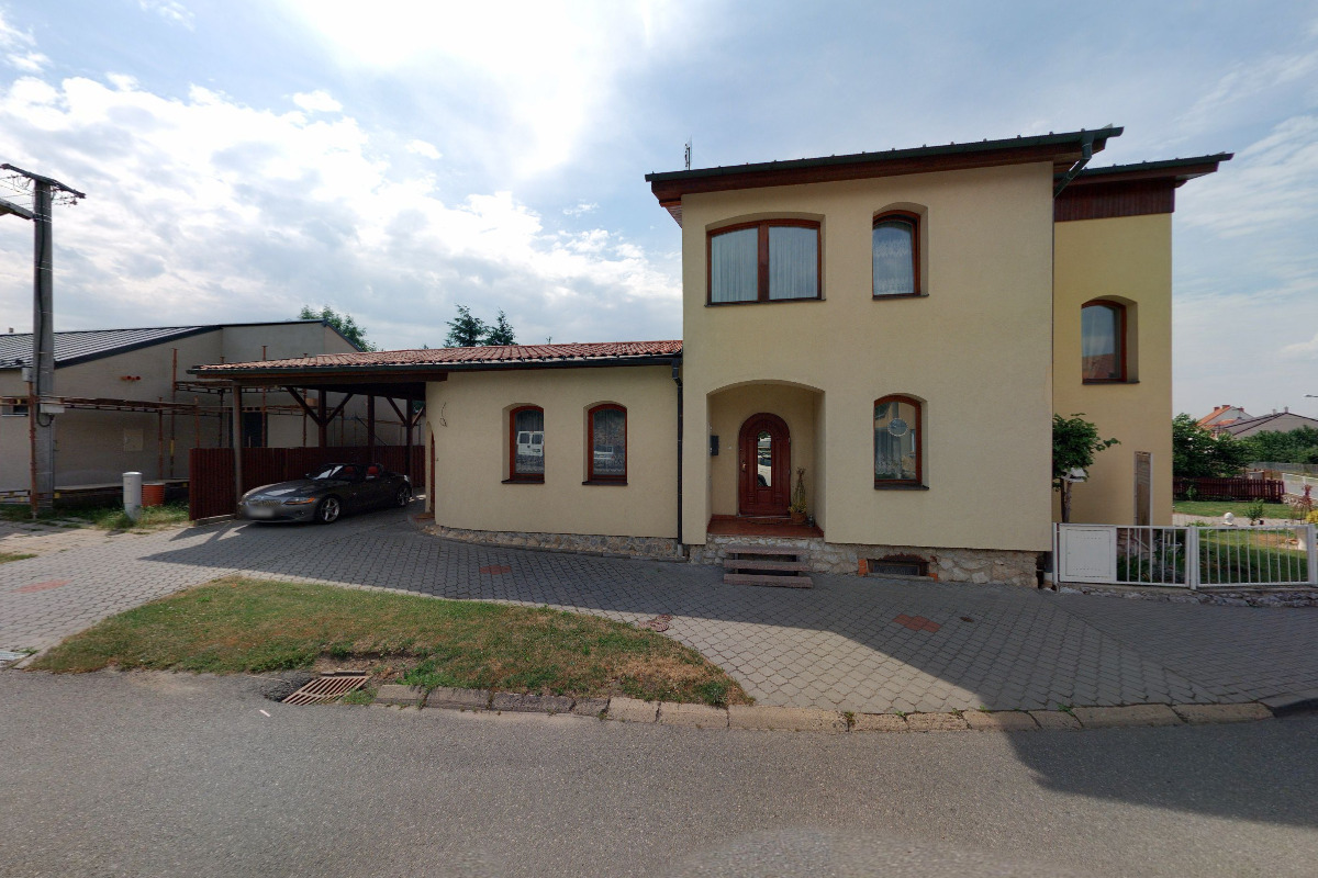 AUTO - CAR Holding, a.s.