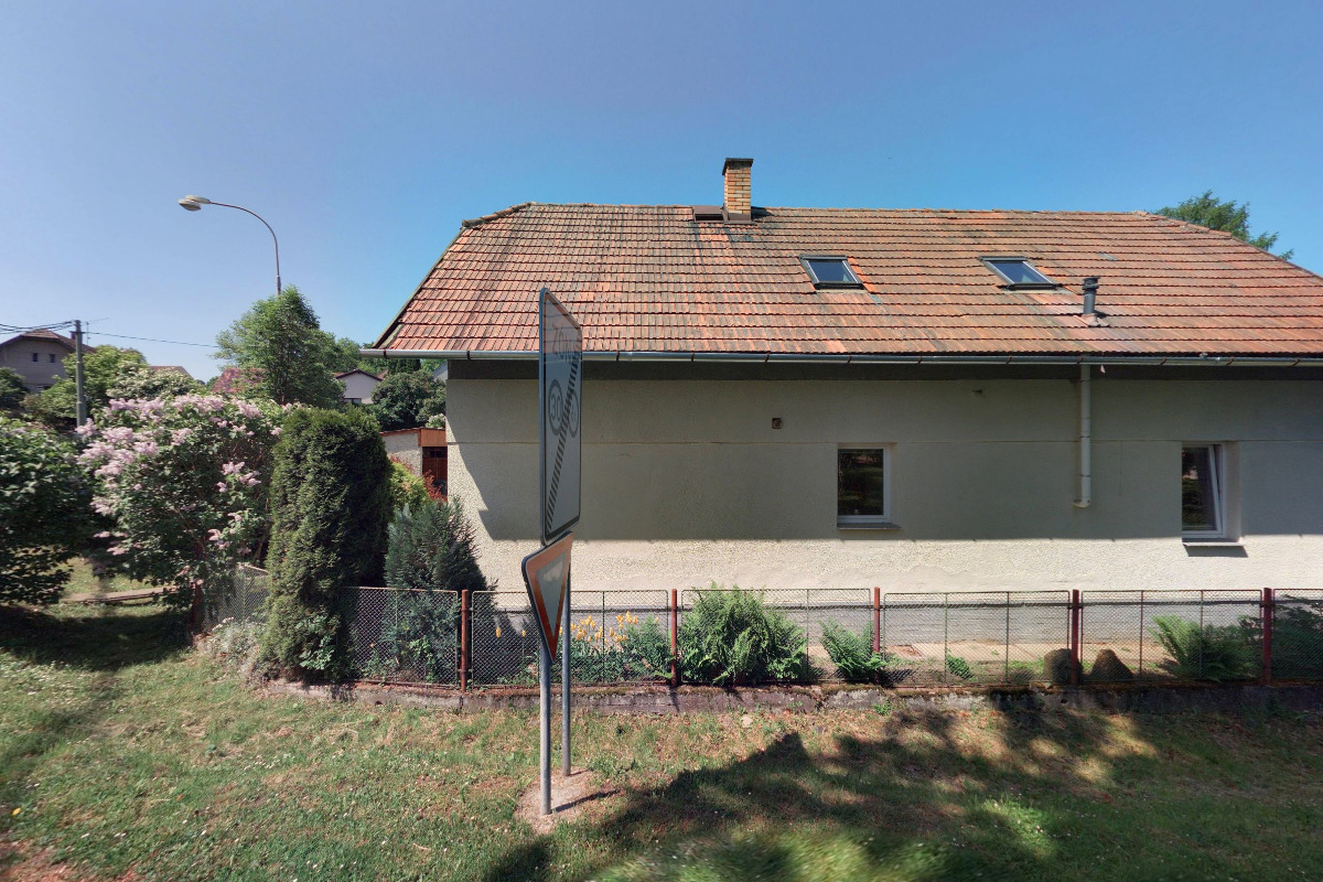 Czech ski school of amputees