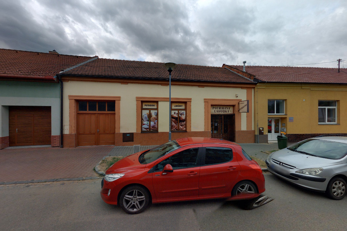 Smíšené zboží Široká 	370