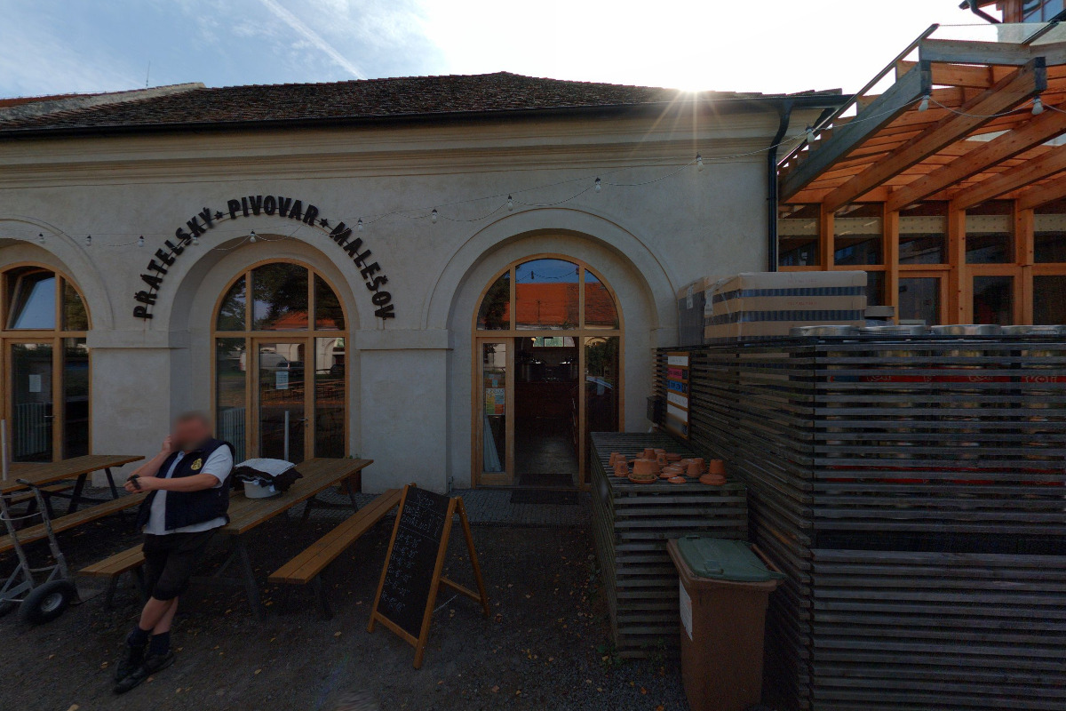 Přátelský pivovar Malešov a.s. - Nabíjecí stanice elektrokol