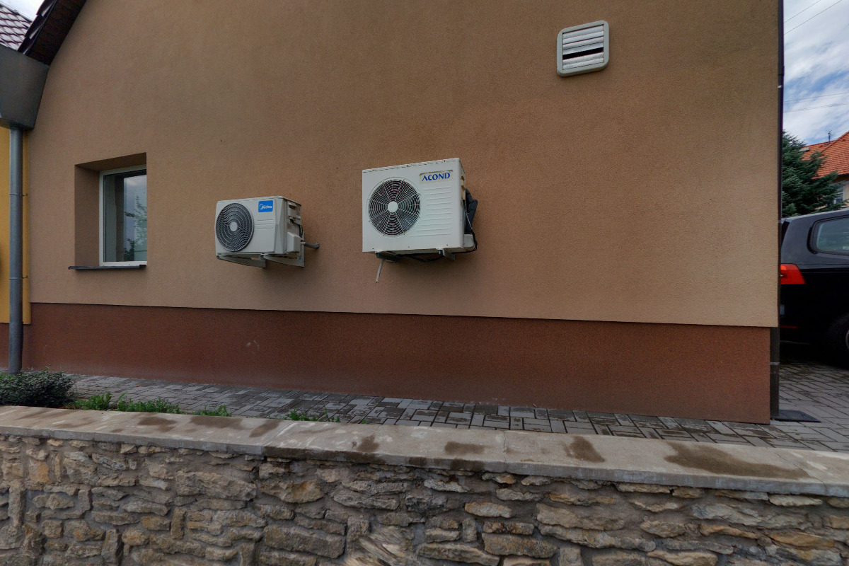 Večerka Dolní Újezd 7