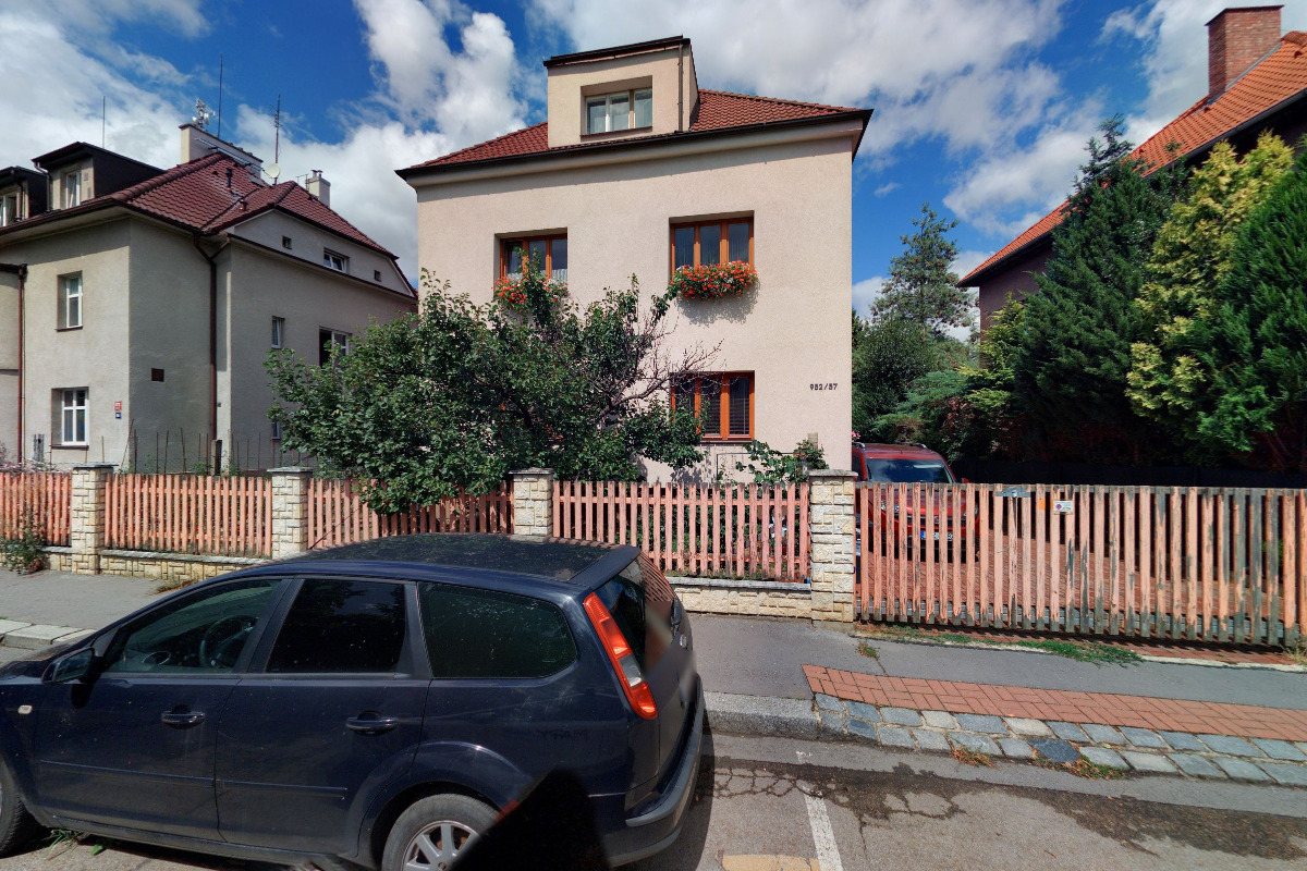 Miroslav Mlýnek - Montážní nábytková služba