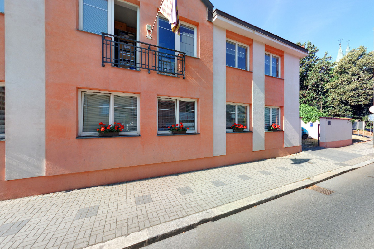 ÚMČ Praha - Čakovice - Odbor bytového hospodářství a správy budov foto 2