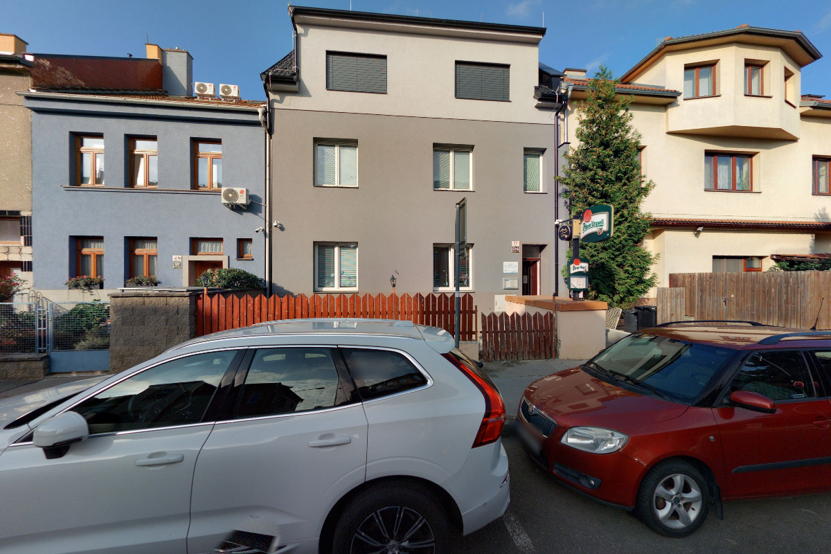 MUDr. Michaela Václavíčková, MediClinic a.s.