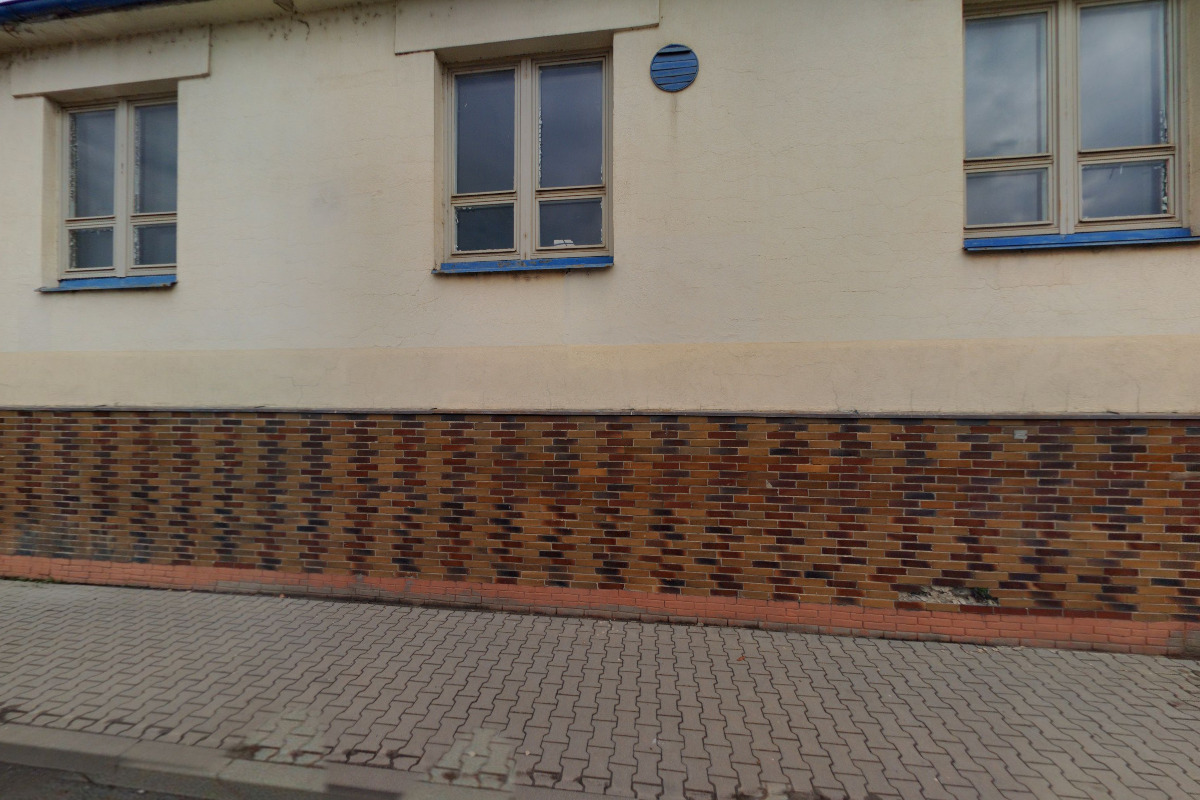 Milada Paterová - pískování lakování