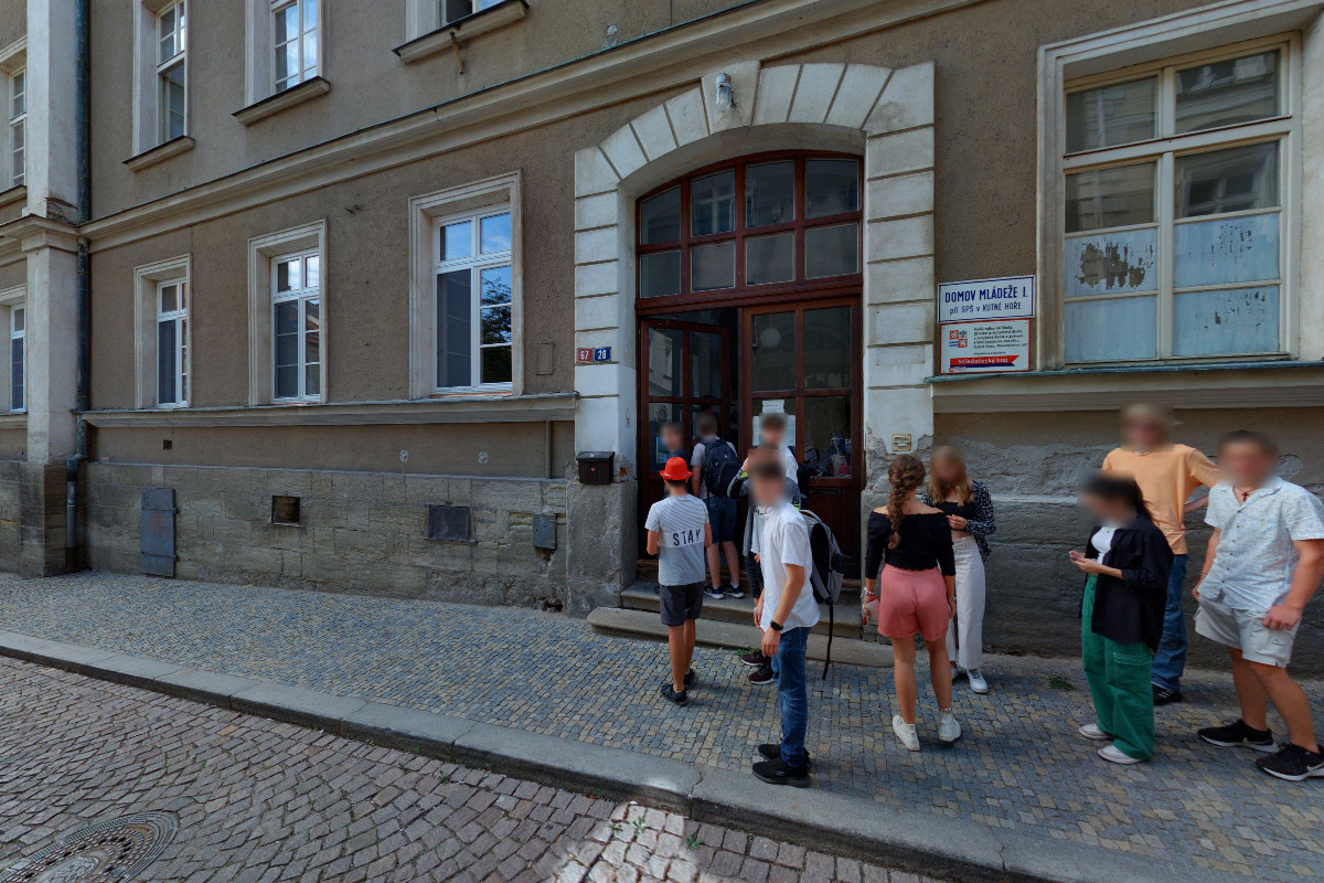 Vyšší odborná škola, Střední průmyslová škola a Jazyková škola s právem státní jazykové zkoušky, Kutná Hora - domov mládeže