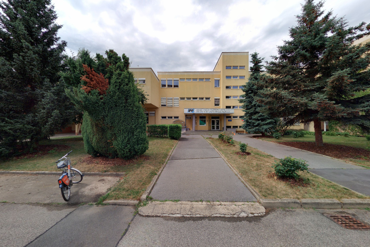 Knihovna Ústavu fyziky plazmatu AV ČR