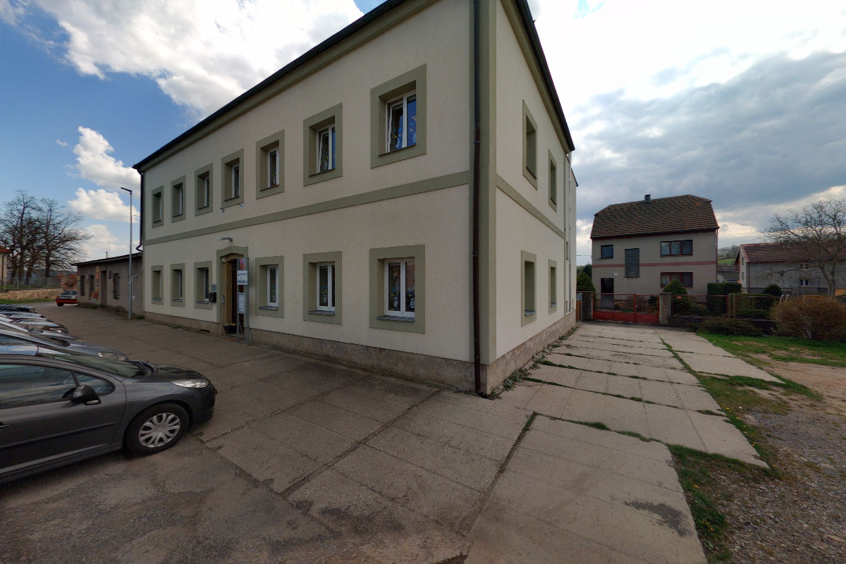 ZŠ a MŠ Vráž, Květnová foto 3