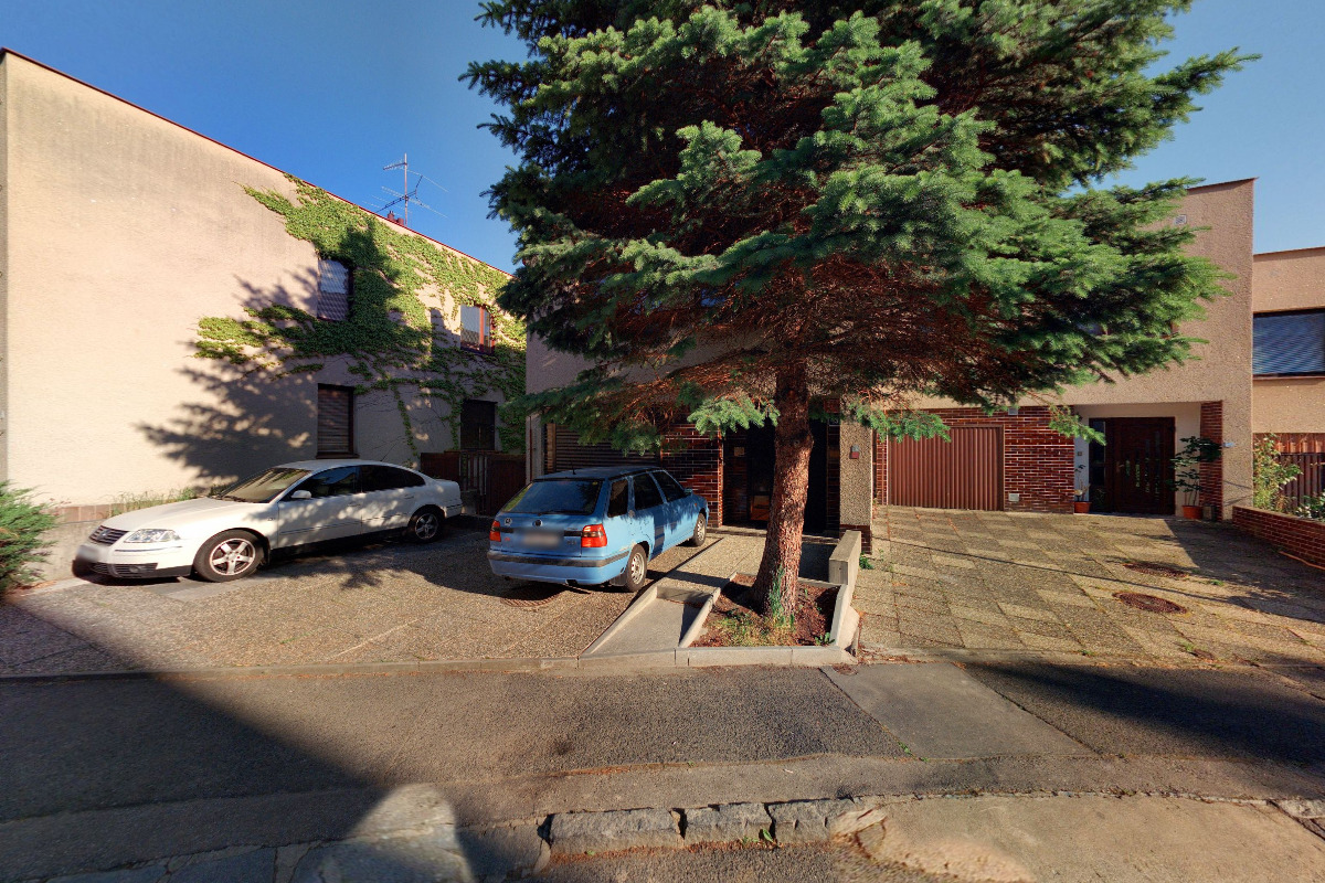 Ubytování Hamsíkova 13 foto 1