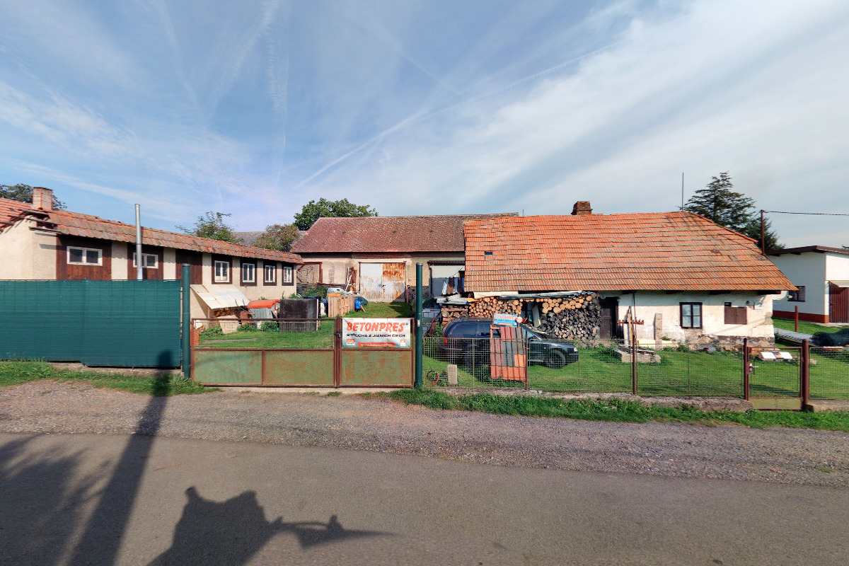 Spokojené kuře - Jaroslav Hruška foto 1