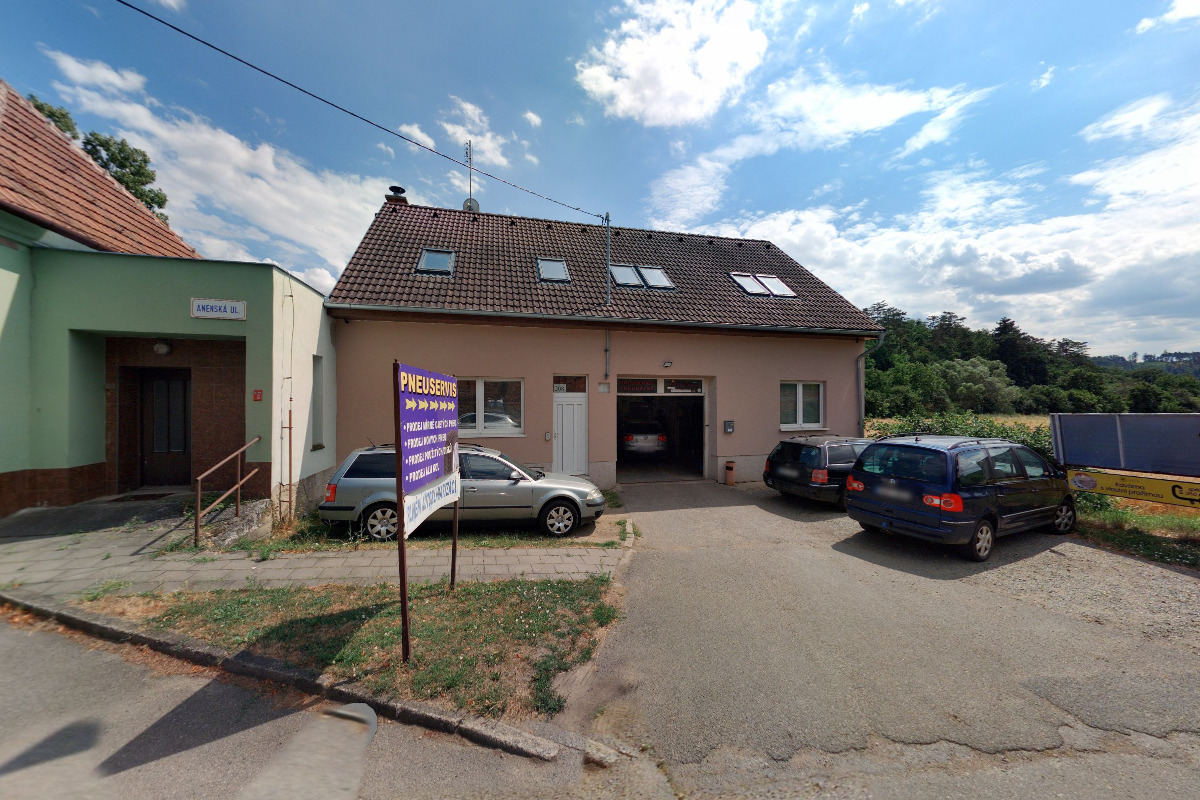 Roman Jíra - Pneuservis foto 1