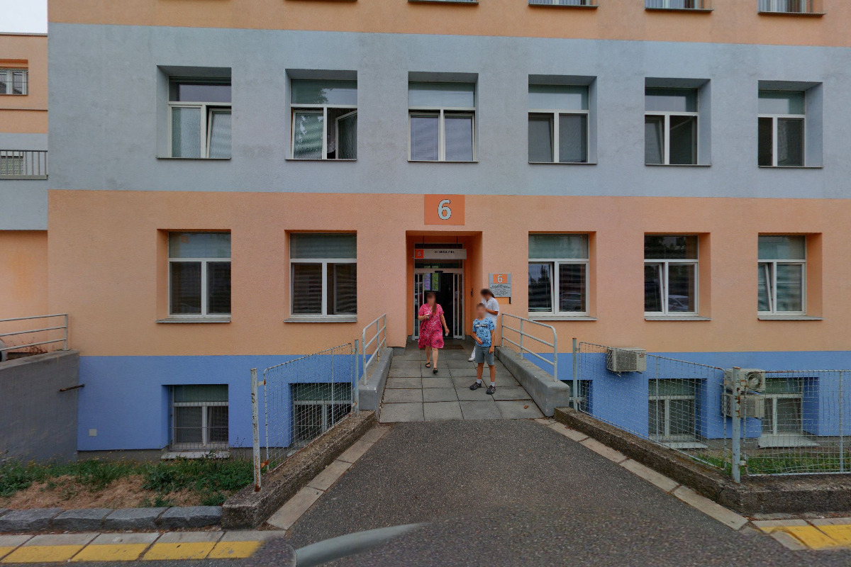 Ústní, čelistní a obličejová chirurgie - Pardubická nemocnice foto 2