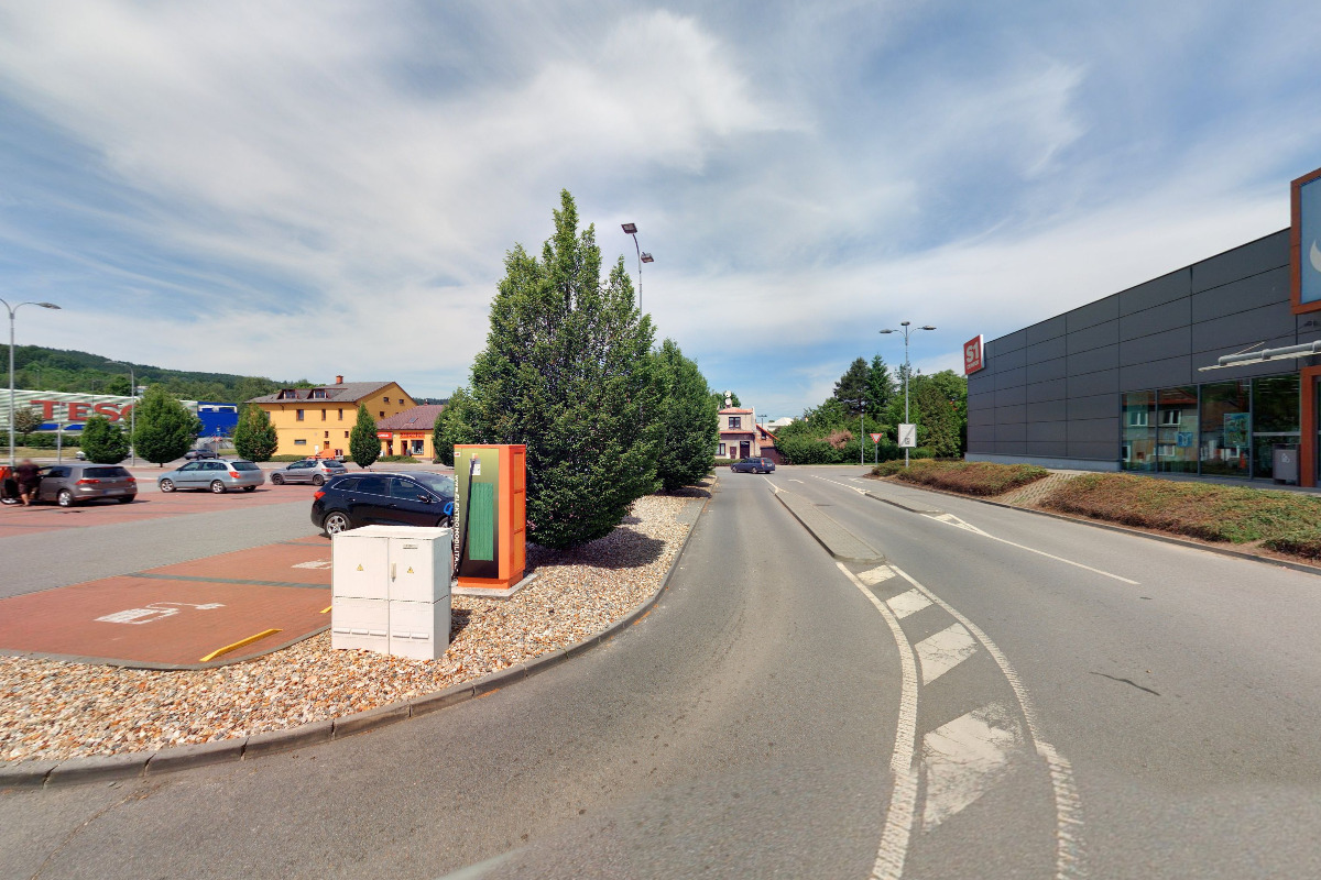 Nabíjecí stanice ČEZ foto 2