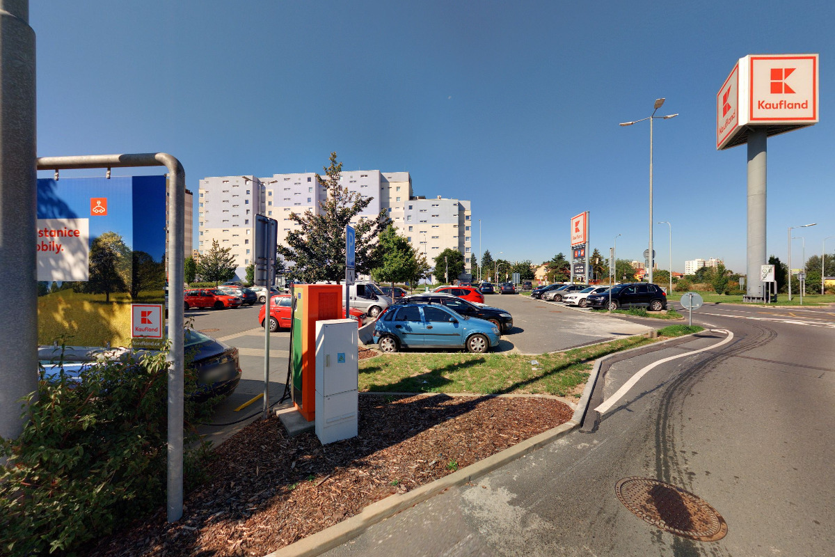 Nabíjecí stanice ČEZ foto 6
