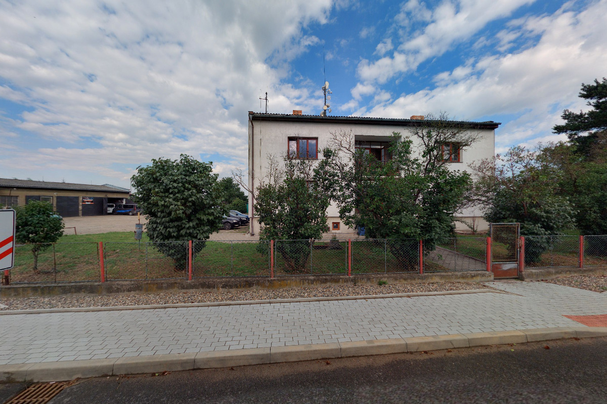 První Labská, společnost s ručením omezeným