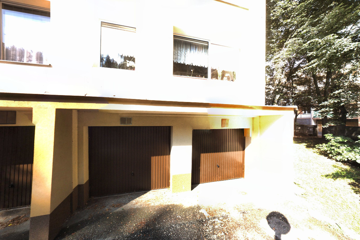 Roman Gnip - výroba kuchyní, skříní, šaten a kancelářského nábytku