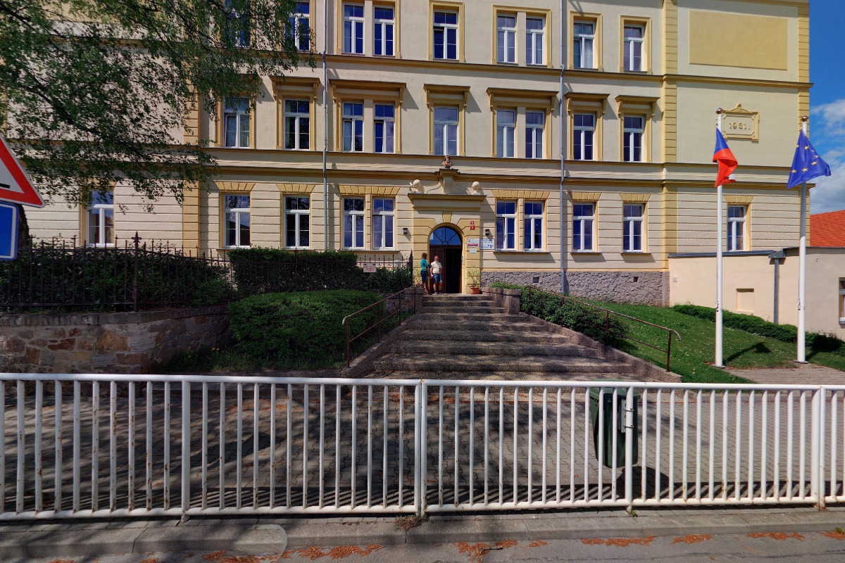 Gymnázium Hostivice foto 6