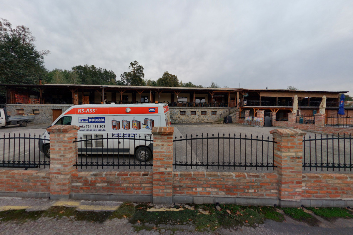 Vinárna pod Šumárníkem