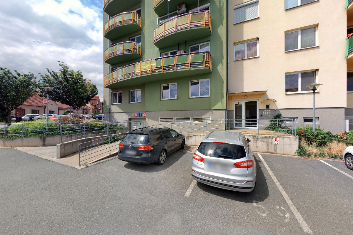 Realitní makléř Marek Bělský foto 2