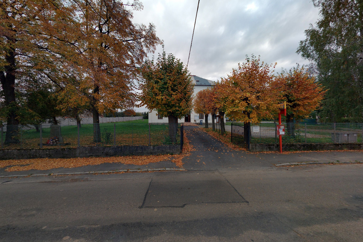 Obecní knihovna Staňkovice foto 2