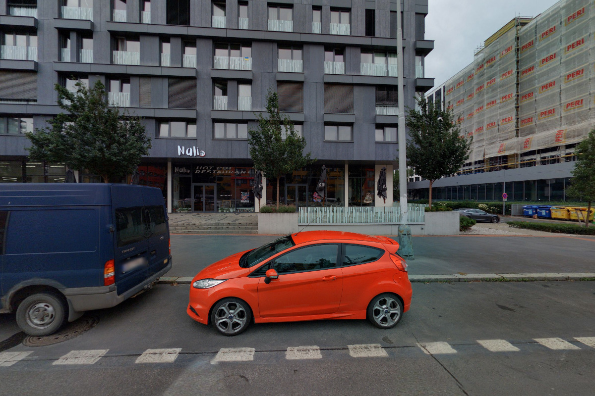 LOGISTIQ HUB, s.r.o.