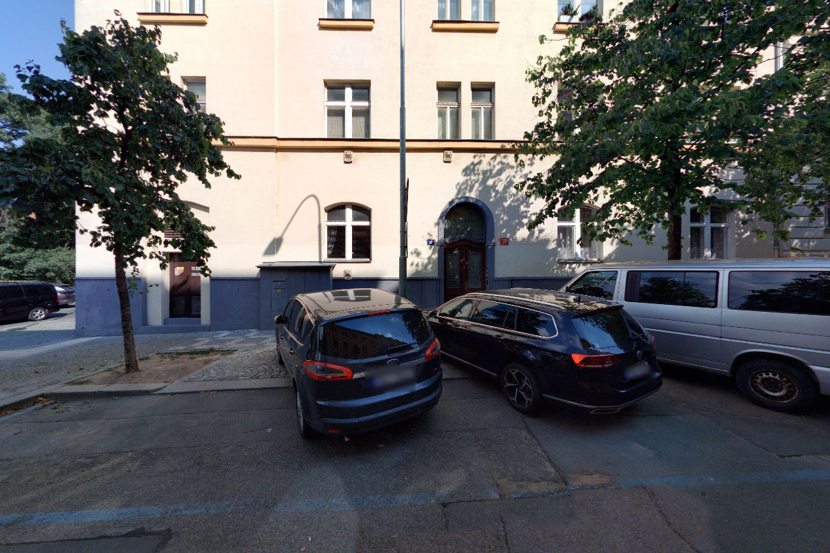 Triumf realitní kancelář, s.r.o.