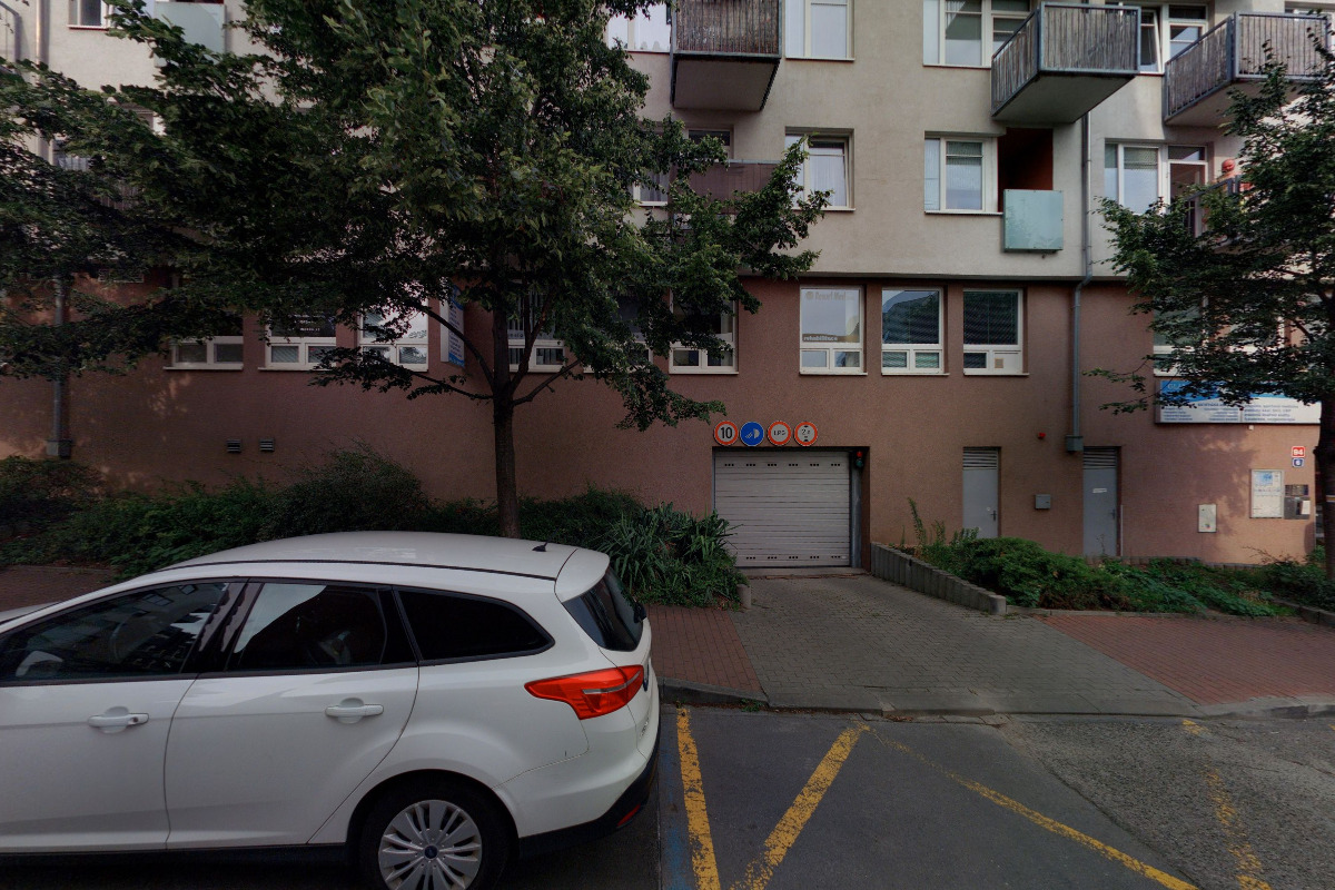 CHRISTIE'S MEDICAL CENTER Prague, s.r.o.