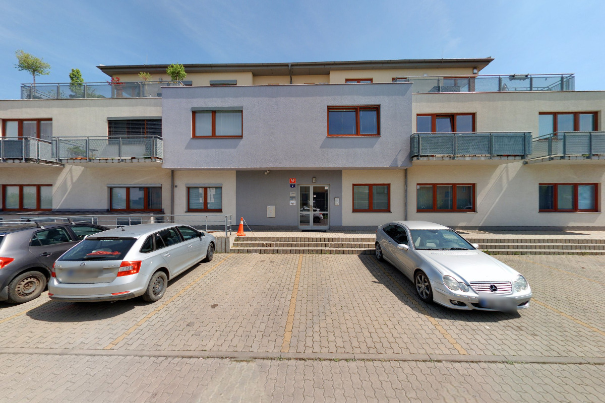 Pilates reformer Kateřina Šlajsová foto 2