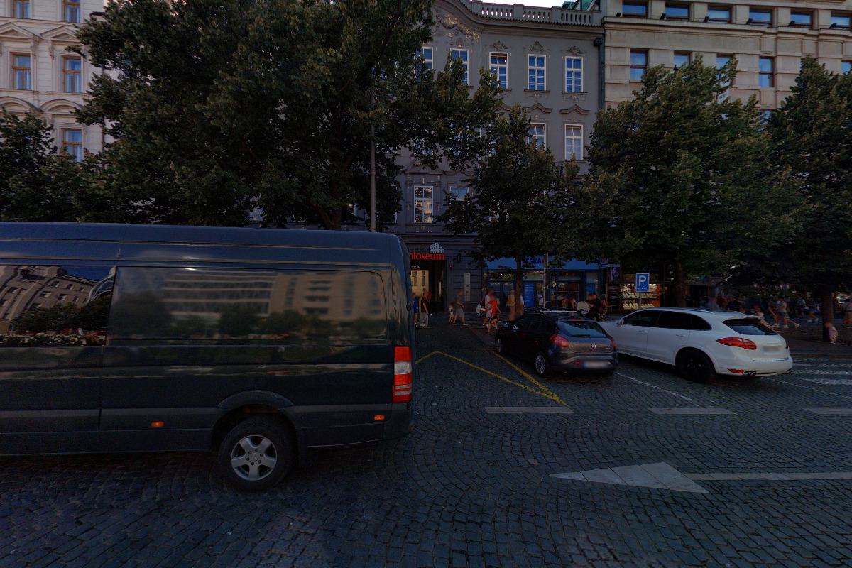 LIMOUSINE 4000, s.r.o.