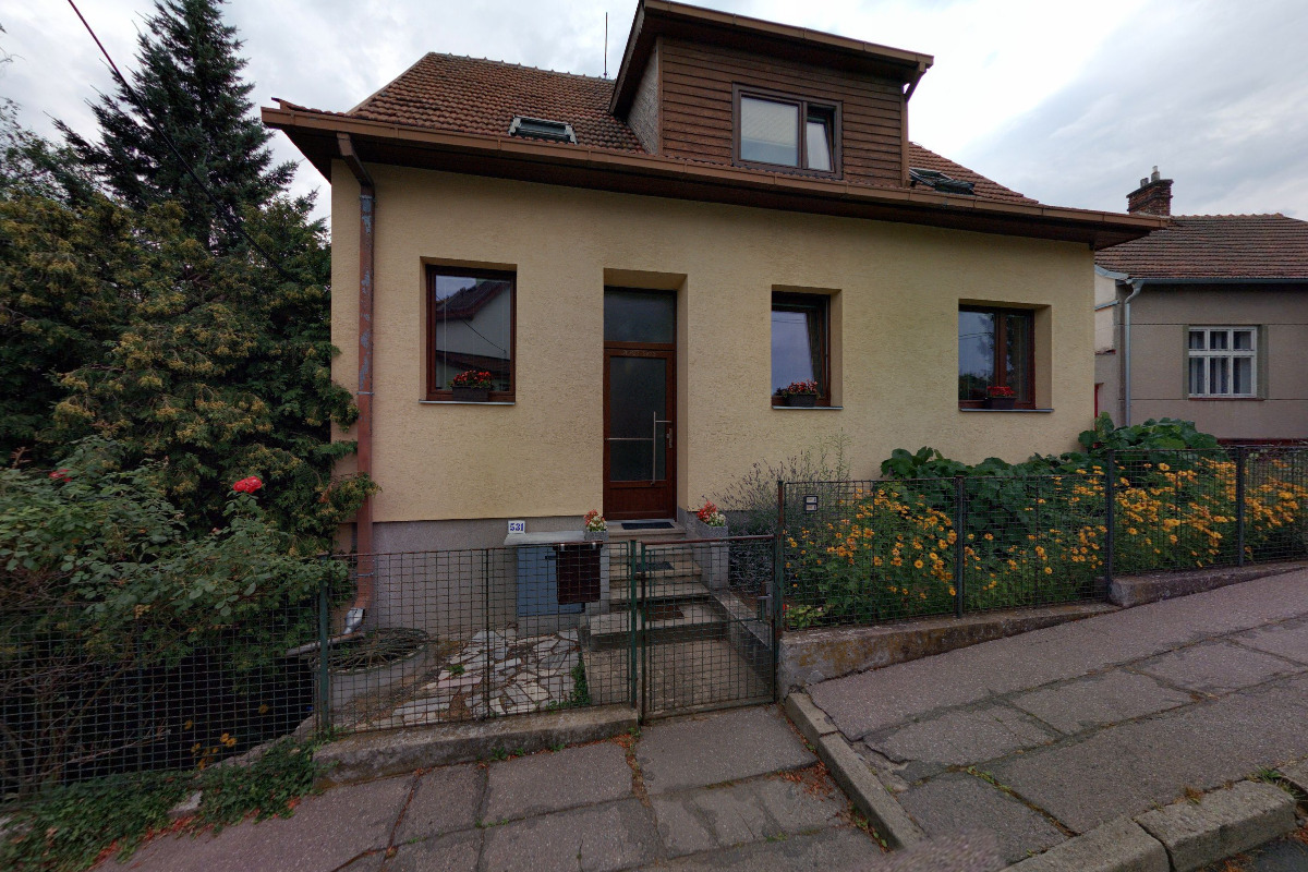 Sebevědomá řidička foto 2