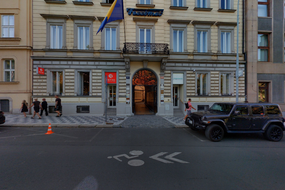 Bára Hasoňová  Skincare  - Make up foto 1