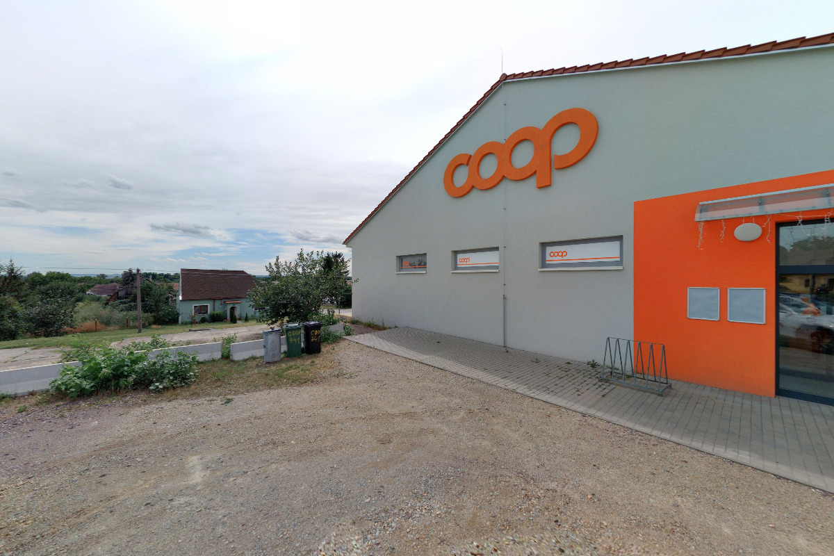 JEDNOTA, spotřební družstvo, Moravský Krumlov – COOP foto 2